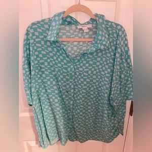 Forever 21 button up T